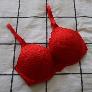 Fredrick’s Of Hollywood Bra